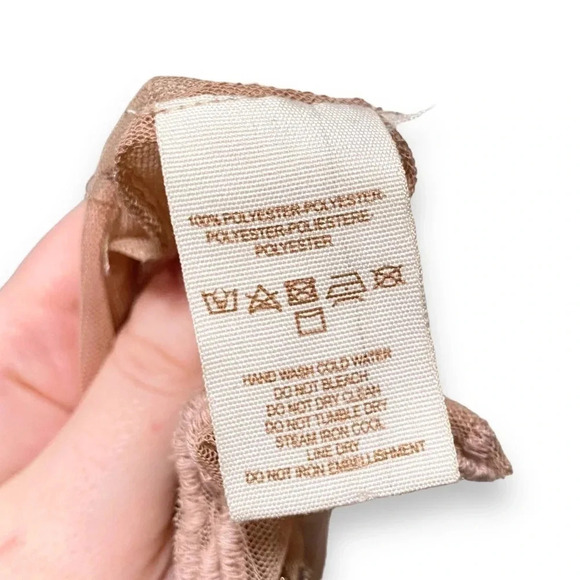 Free People Beaded Pink Embroidered High Neck Tank Top Camisole Size Small - Picture 8 of 8